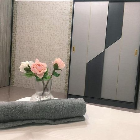 Queen Room Bukit Mertajam Alma Impian Exterior foto